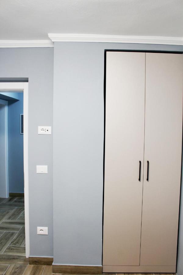 Apartament 2V1 - Blloku Bkt Tirana Zewnętrze zdjęcie