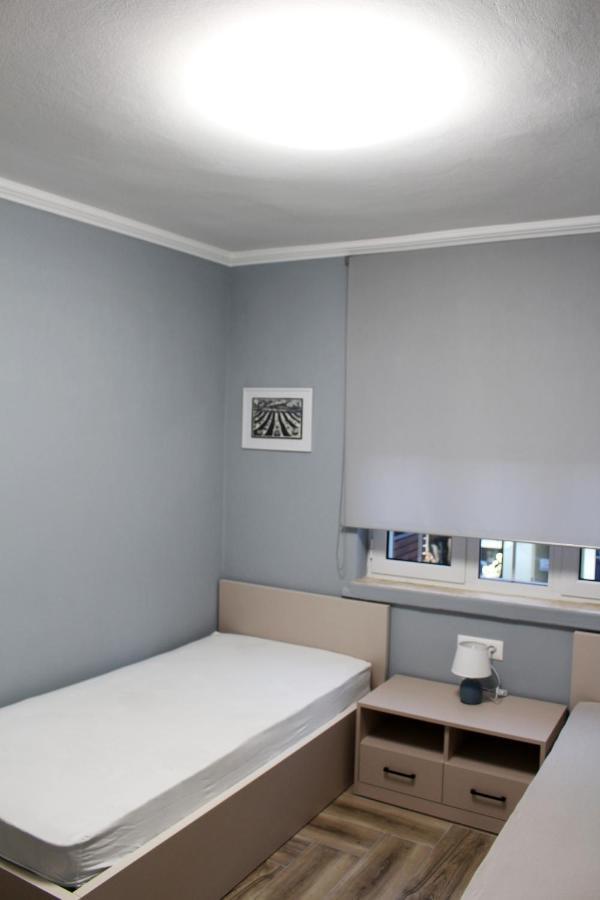 Apartament 2V1 - Blloku Bkt Tirana Zewnętrze zdjęcie